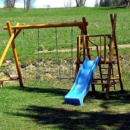 Quarto em Acomodações Particulares Na Skolach *