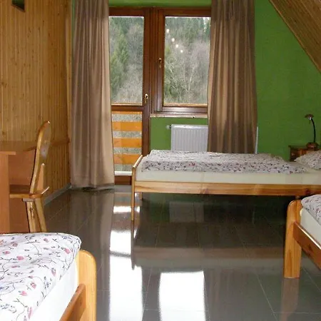 Na Skolach Quarto em Acomodações Particulares *